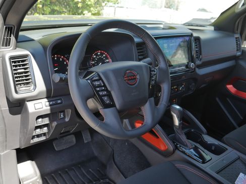 Certified 2023 Nissan Frontier PRO-4X w/ Pro Convenience Package image 4