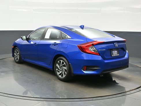 Used 2017 Honda Civic EX image 4