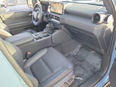 Used 2024 Toyota Land Cruiser image 17