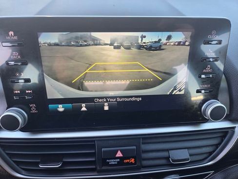 Used 2022 Honda Accord Sport image 18