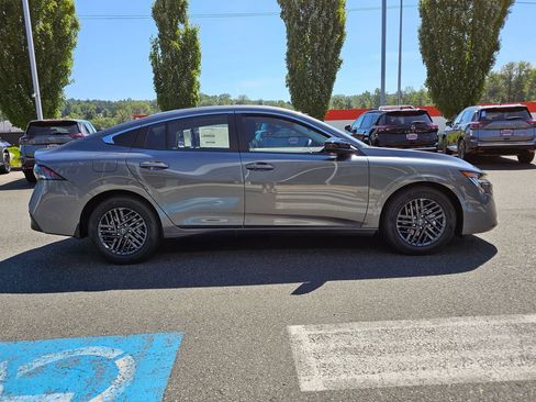 New 2026 Nissan Sentra SV w/ Floor Mat Package FWD image 6