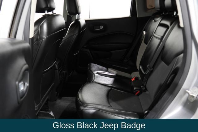 Used 2020 Jeep Compass Latitude FWD image 11