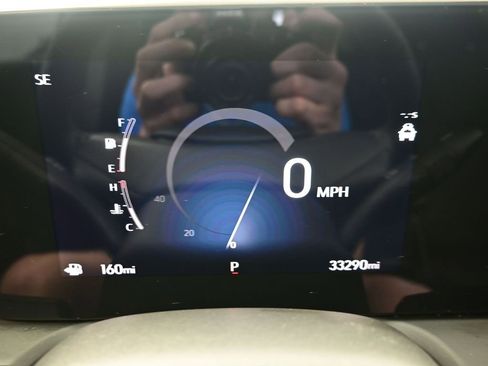 Used 2025 Buick Encore GX Preferred AWD/4WD image 12