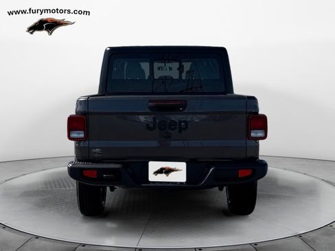 New 2026 Jeep Gladiator Sport AWD/4WD image 4