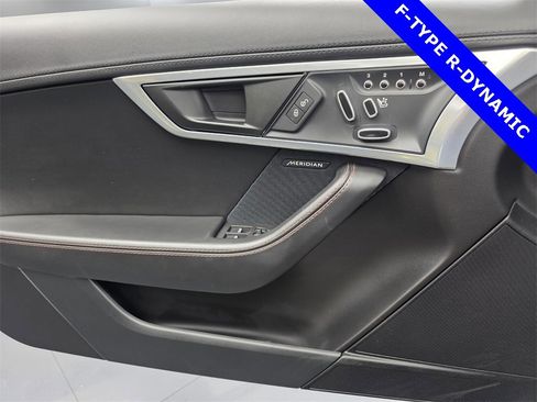 Used 2020 Jaguar F-TYPE Checkered Flag image 24