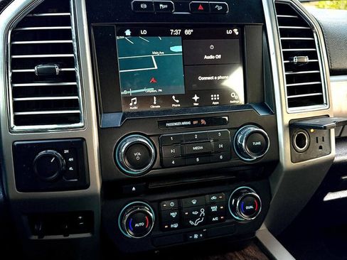 Used 2017 Ford F350 Lariat w/ FX4 Off-Road Package AWD/4WD image 21