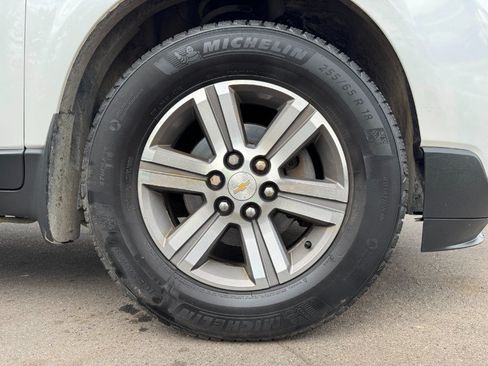 Used 2017 Chevrolet Traverse LT AWD/4WD image 13