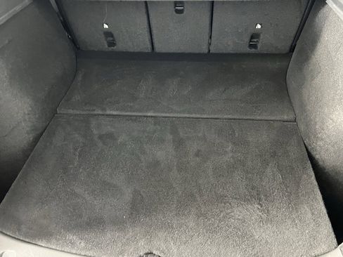 Used 2025 Tesla Model Y Long Range image 29