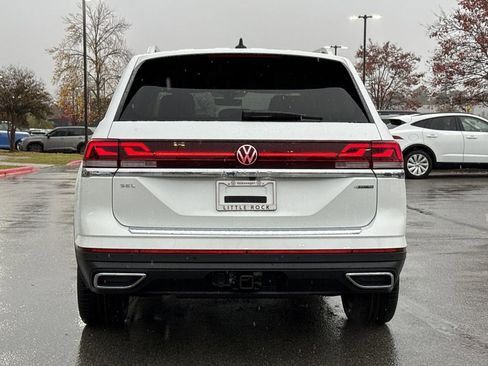 New 2026 Volkswagen Atlas SEL image 4