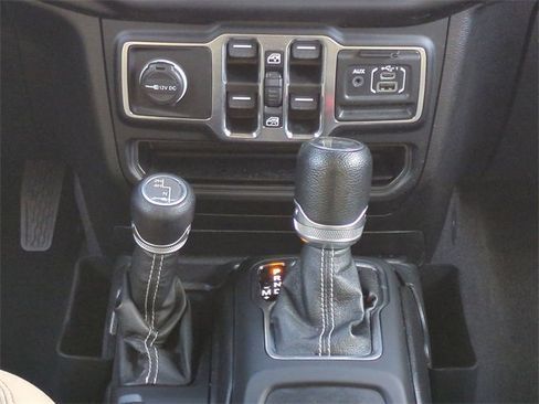 Used 2021 Jeep Wrangler Unlimited Sahara w/ Safety Group image 20