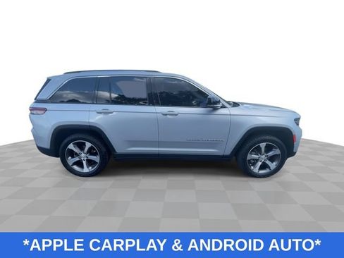 Used 2023 Jeep Grand Cherokee Limited w/ Luxury Tech Group II AWD/4WD image 10