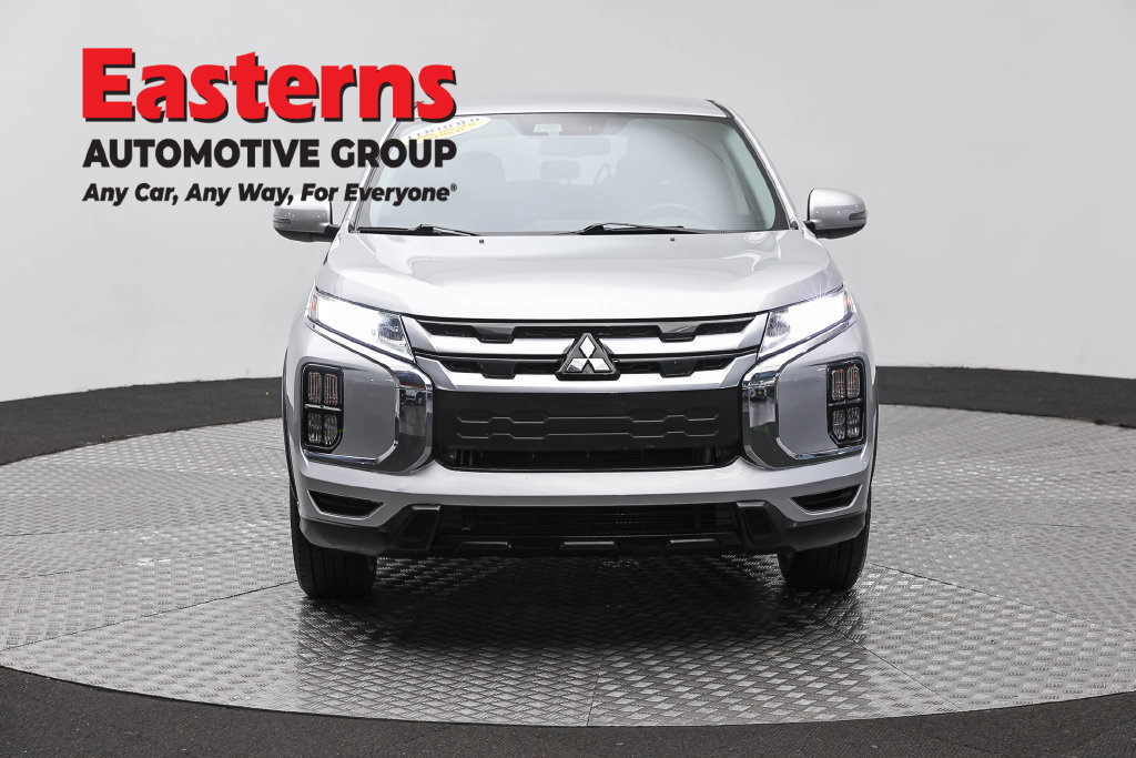 Used 2024 Mitsubishi Outlander Sport SE AWD/4WD image 3