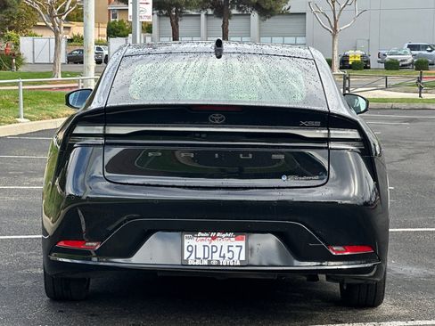 Certified 2024 Toyota Prius Prime Premium image 6