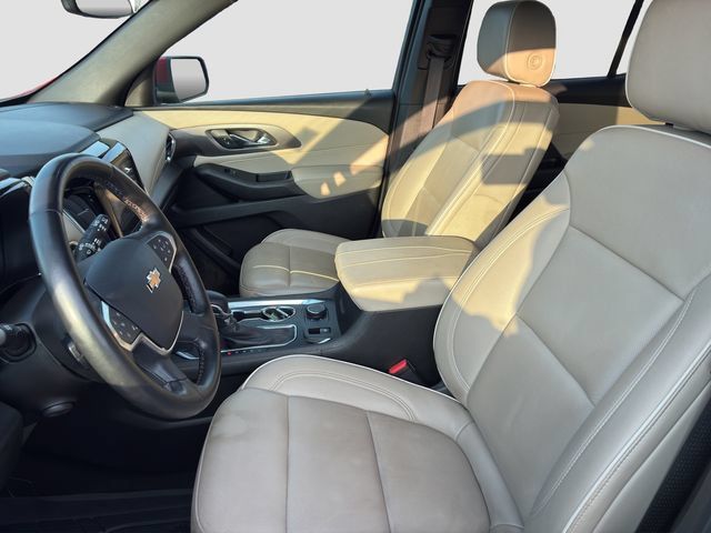 Used 2023 Chevrolet Traverse Premier w/ LPO, Floor Liner Package AWD/4WD image 11