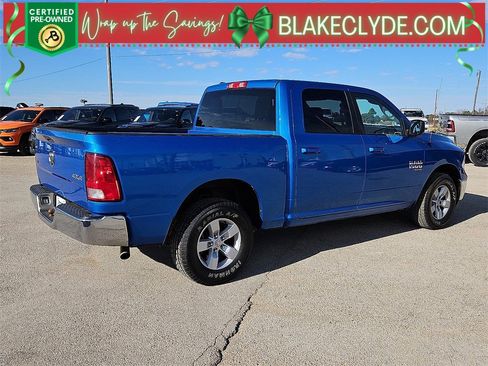 Used 2021 RAM 1500 Classic SLT image 8