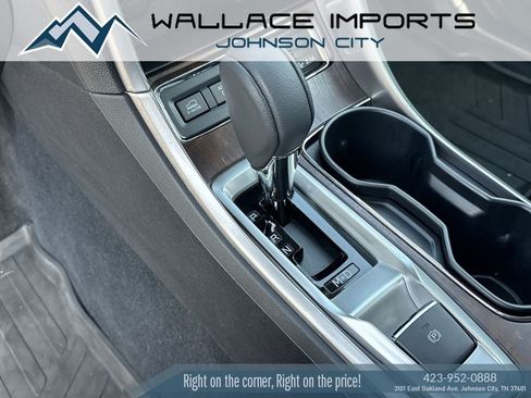 Used 2021 Subaru Ascent Touring AWD/4WD image 18