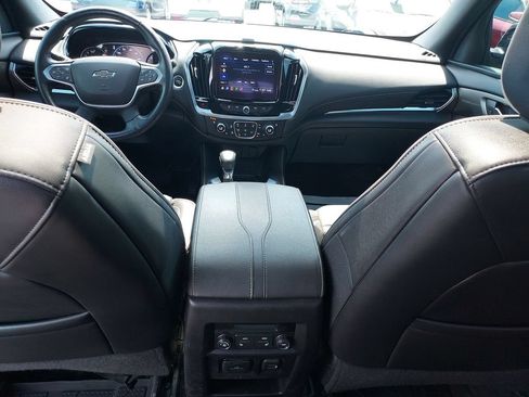 Used 2022 Chevrolet Traverse Premier w/ Redline Edition AWD/4WD image 10