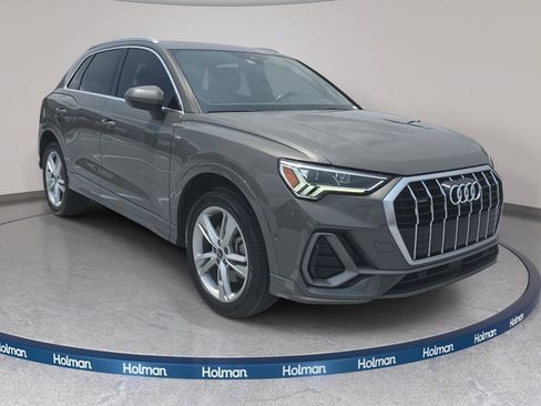 Used 2021 Audi Q3 2.0T Premium Plus w/ Premium Plus Package AWD/4WD image 4