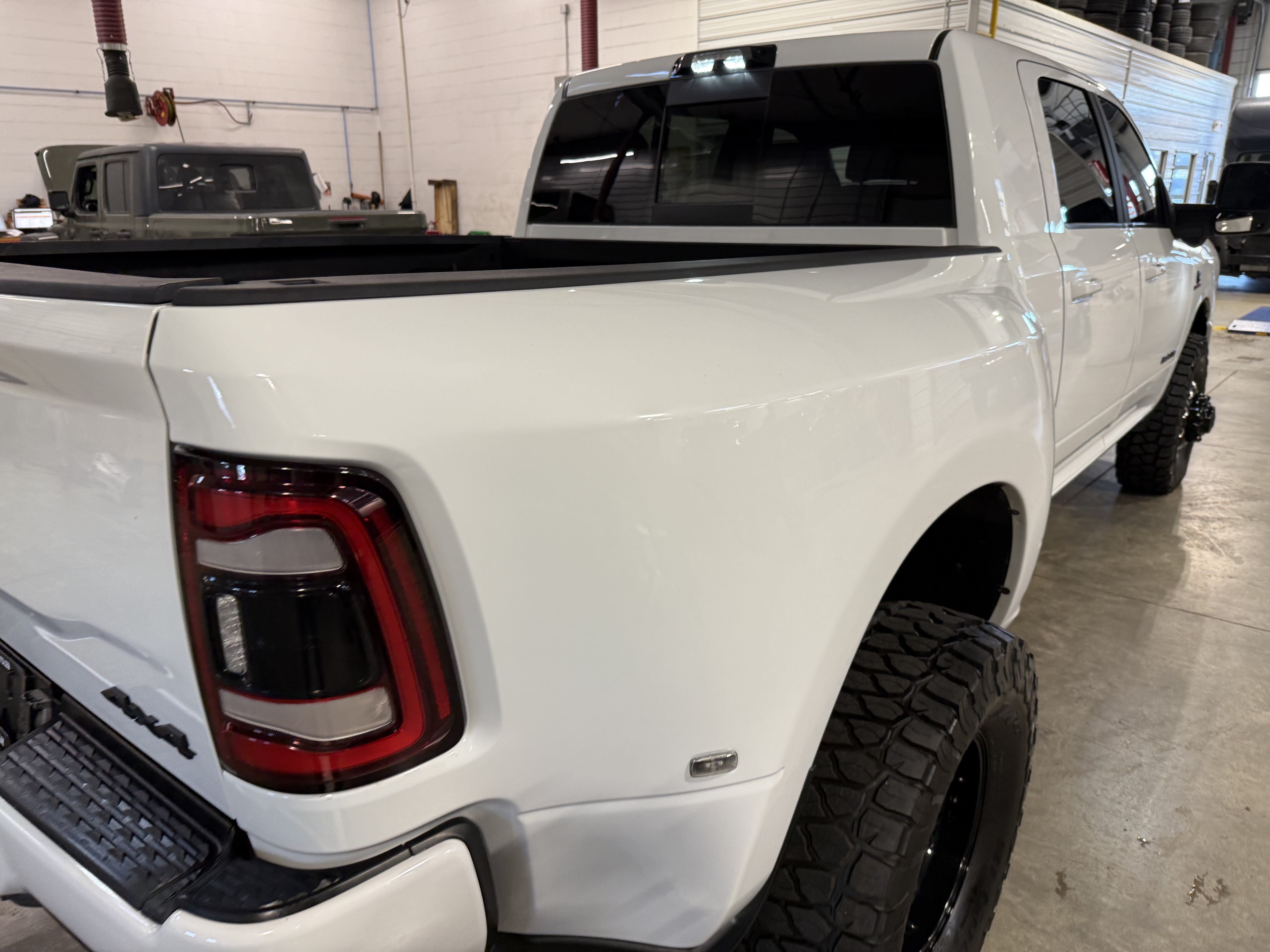 Used 2023 RAM 3500 Laramie AWD/4WD image 27