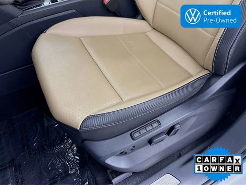 Used 2023 Volkswagen Atlas Cross Sport SEL R-Line image 19