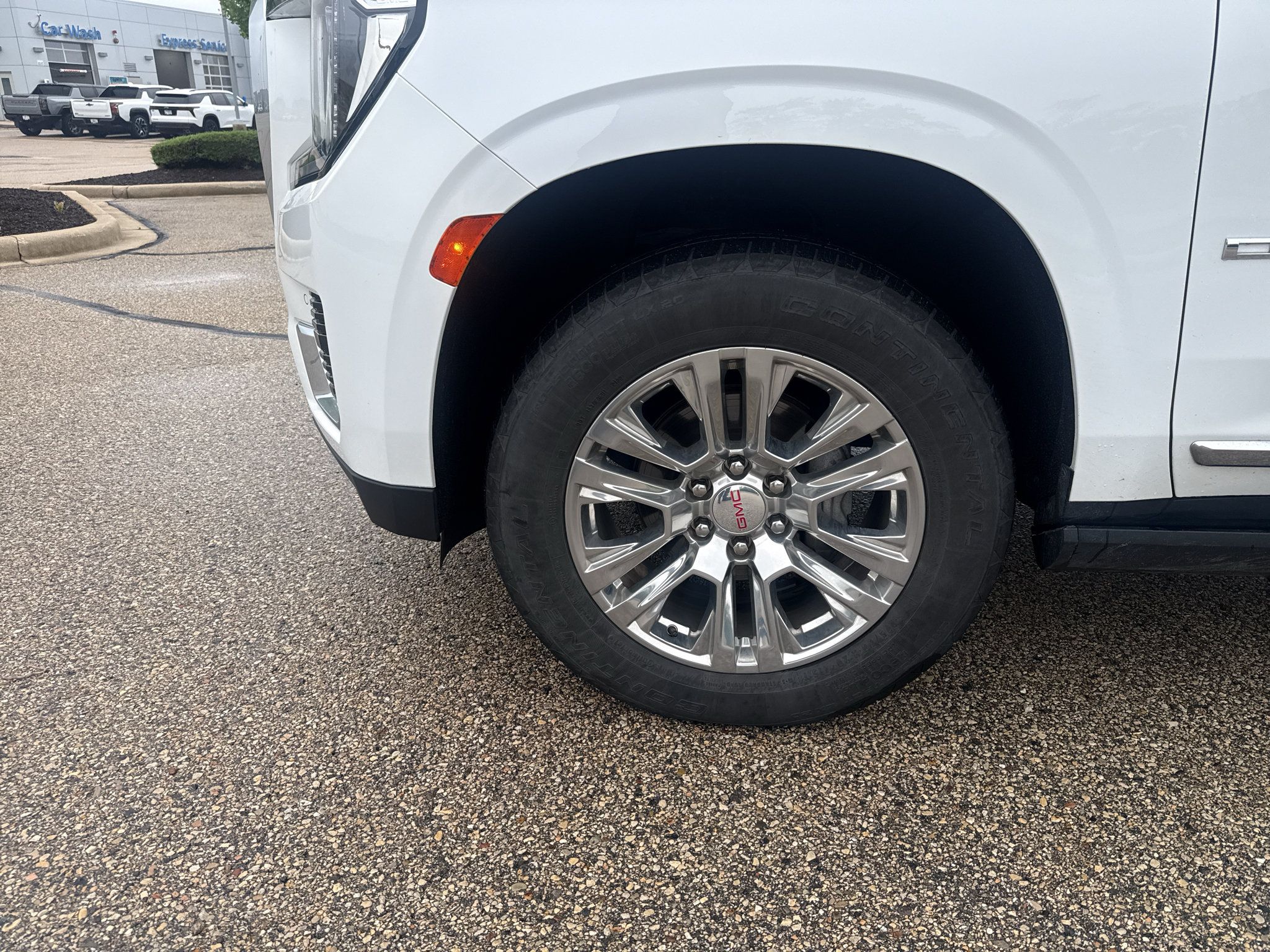 Used 2022 GMC Yukon Denali AWD/4WD image 7