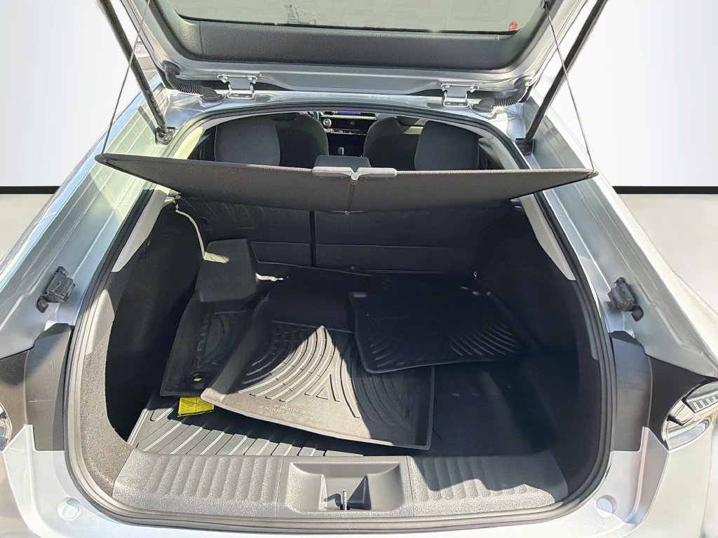 Used 2024 Toyota Prius Prime FWD image 26