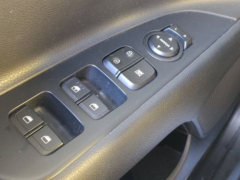Used 2021 Kia Rio S FWD image 27