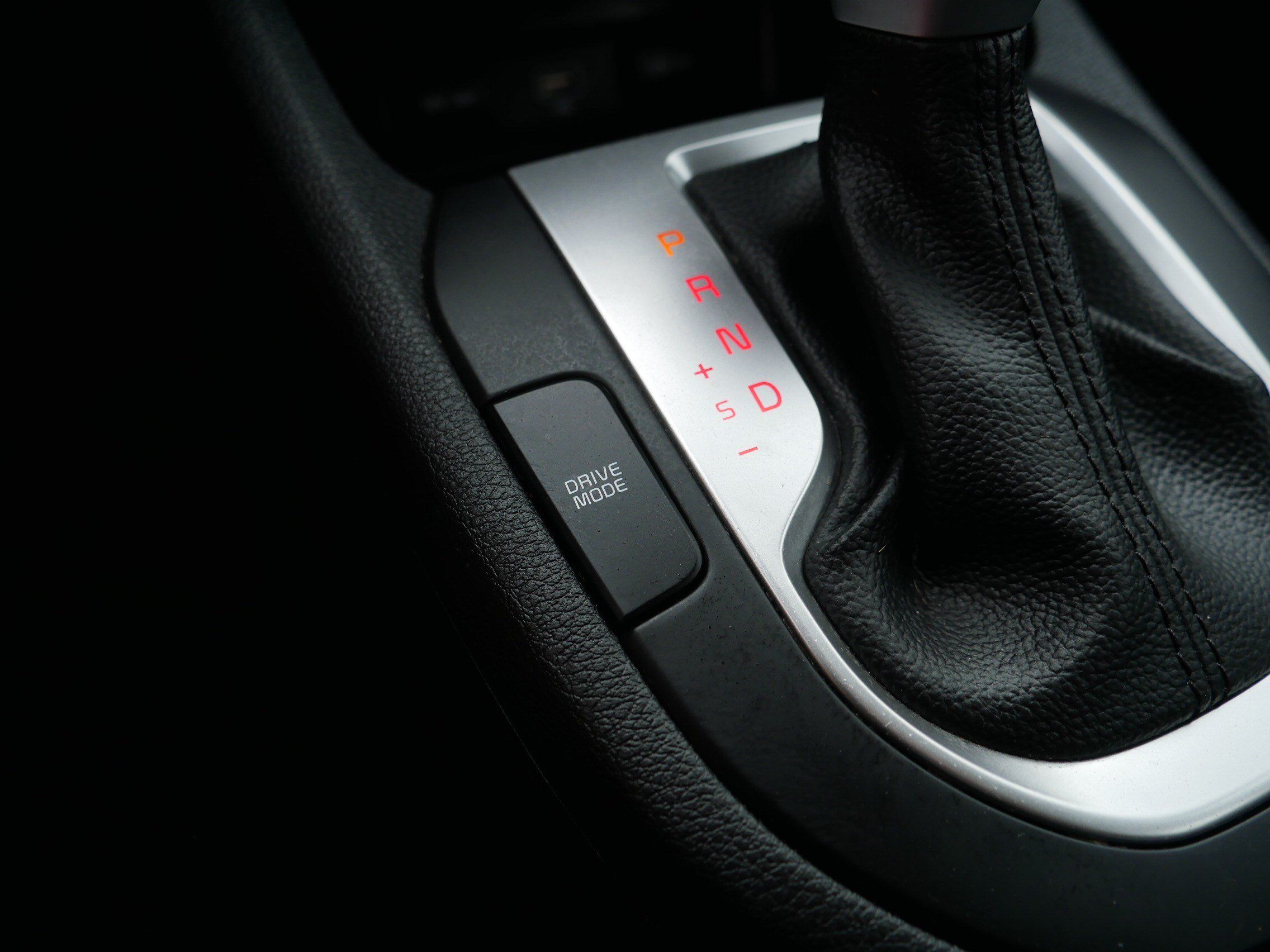 Certified 2023 Kia Forte LXS w/ LXS Technology Package FWD image 32