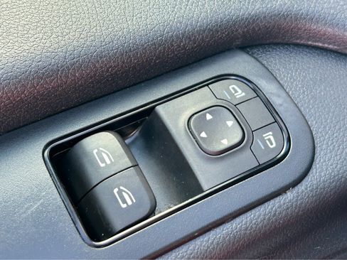 Used 2022 Mercedes-Benz Sprinter 3500 image 13