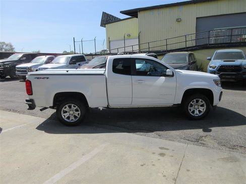 Used 2022 Chevrolet Colorado LT w/ Fleet Safety Package image 7