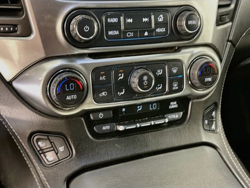 Used 2016 Chevrolet Suburban LTZ AWD/4WD image 24