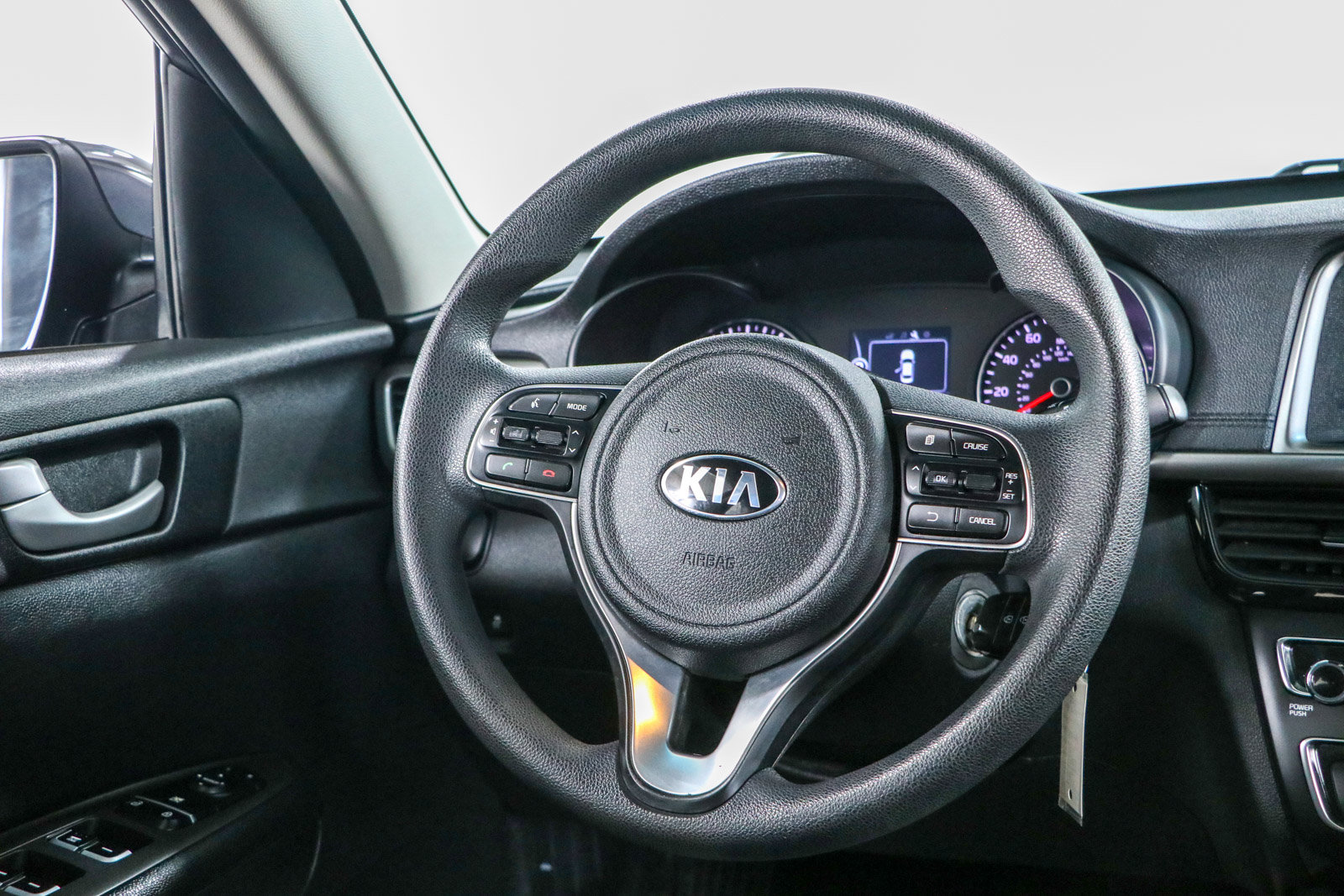 Used 2018 Kia Optima LX FWD image 11
