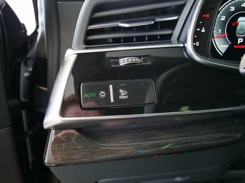 New 2026 Audi Q8 Premium Plus image 32