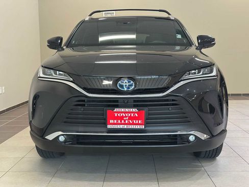 Used 2024 Toyota Venza Limited image 6