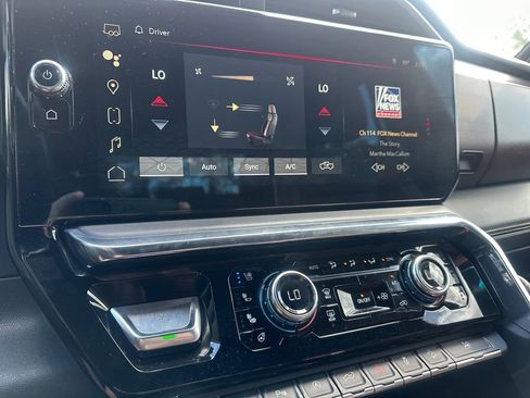 Used 2023 GMC Sierra 1500 Denali Ultimate image 23