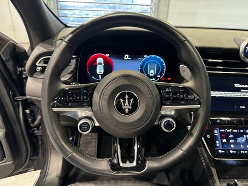 Used 2023 Maserati Grecale GT AWD/4WD image 19