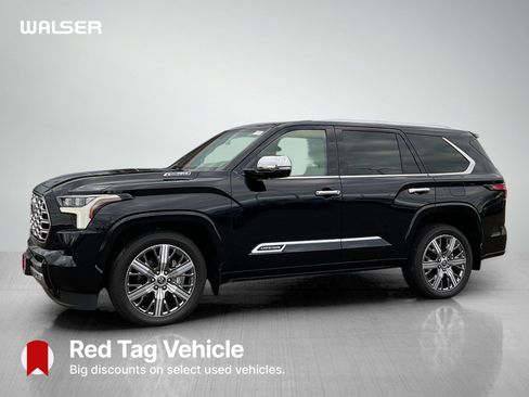 Used 2024 Toyota Sequoia Capstone image 1