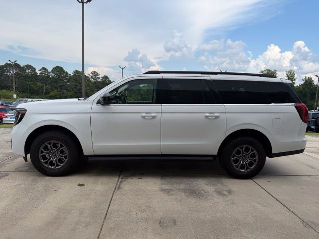 Used 2025 Ford Expedition Max Active RWD image 4
