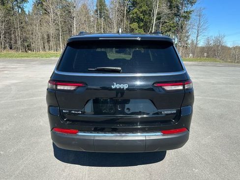 Used 2022 Jeep Grand Cherokee L Laredo w/ Luxury Tech Group I AWD/4WD image 4