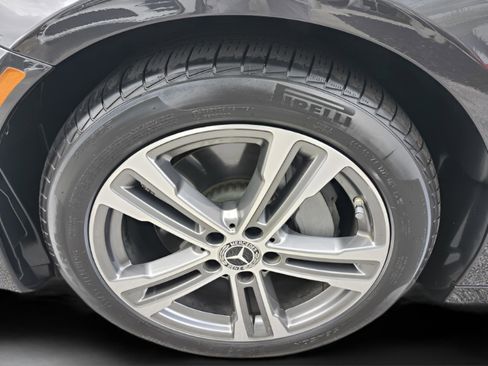 Certified 2021 Mercedes-Benz E 350 4MATIC Sedan image 41