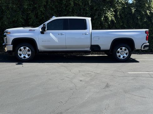 Used 2022 Chevrolet Silverado 3500 LTZ w/ LTZ Plus Package AWD/4WD image 6