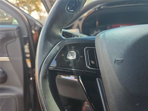Certified 2022 Lincoln Corsair FWD w/ Premium Package image 24