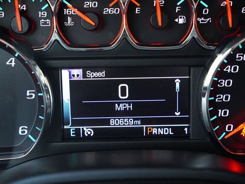 Used 2018 GMC Sierra 3500 SLT w/ Snow Plow Prep Package image 7