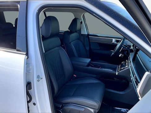 Used 2025 Hyundai Santa Fe XRT AWD/4WD image 7