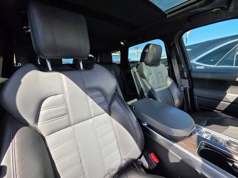 Used 2017 Land Rover Range Rover Sport HSE Dynamic AWD/4WD image 11