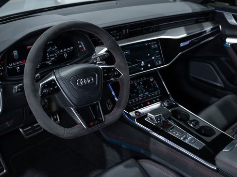 Used 2022 Audi RS 6 4.0T quattro Avant w/ Carbon Optic Package image 51