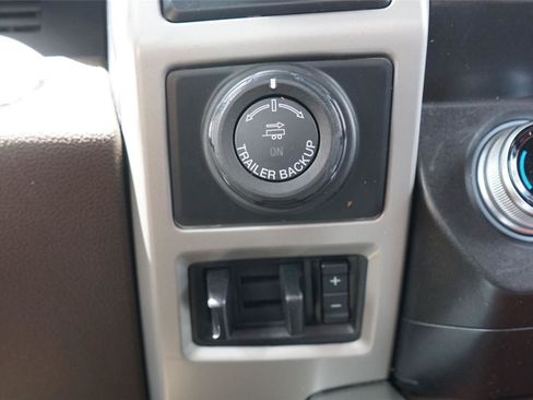 Used 2020 Ford F150 King Ranch w/ Equipment Group 601A Luxury AWD/4WD image 15