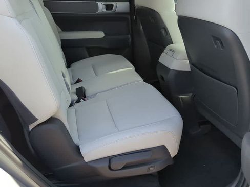 New 2026 Hyundai Santa Fe SE FWD image 21
