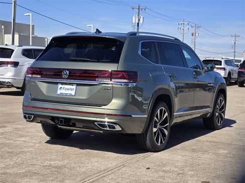 New 2026 Volkswagen Atlas SEL Premium R-Line image 4