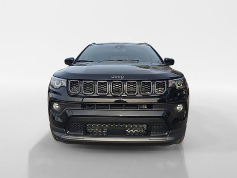 Used 2026 Jeep Compass Latitude image 8